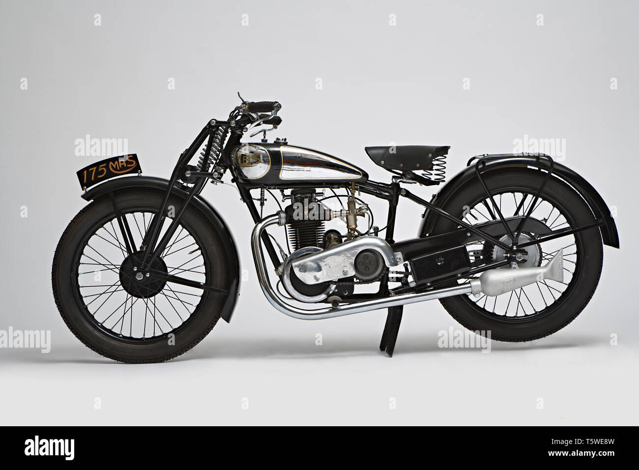 Moto d'epoca Mas 109 L - 175 cc Marque : Mas modello : 109 L nazione : Milano - Italia anno : 1932 conditions : restaurata cilindrata : 174 (al Banque D'Images