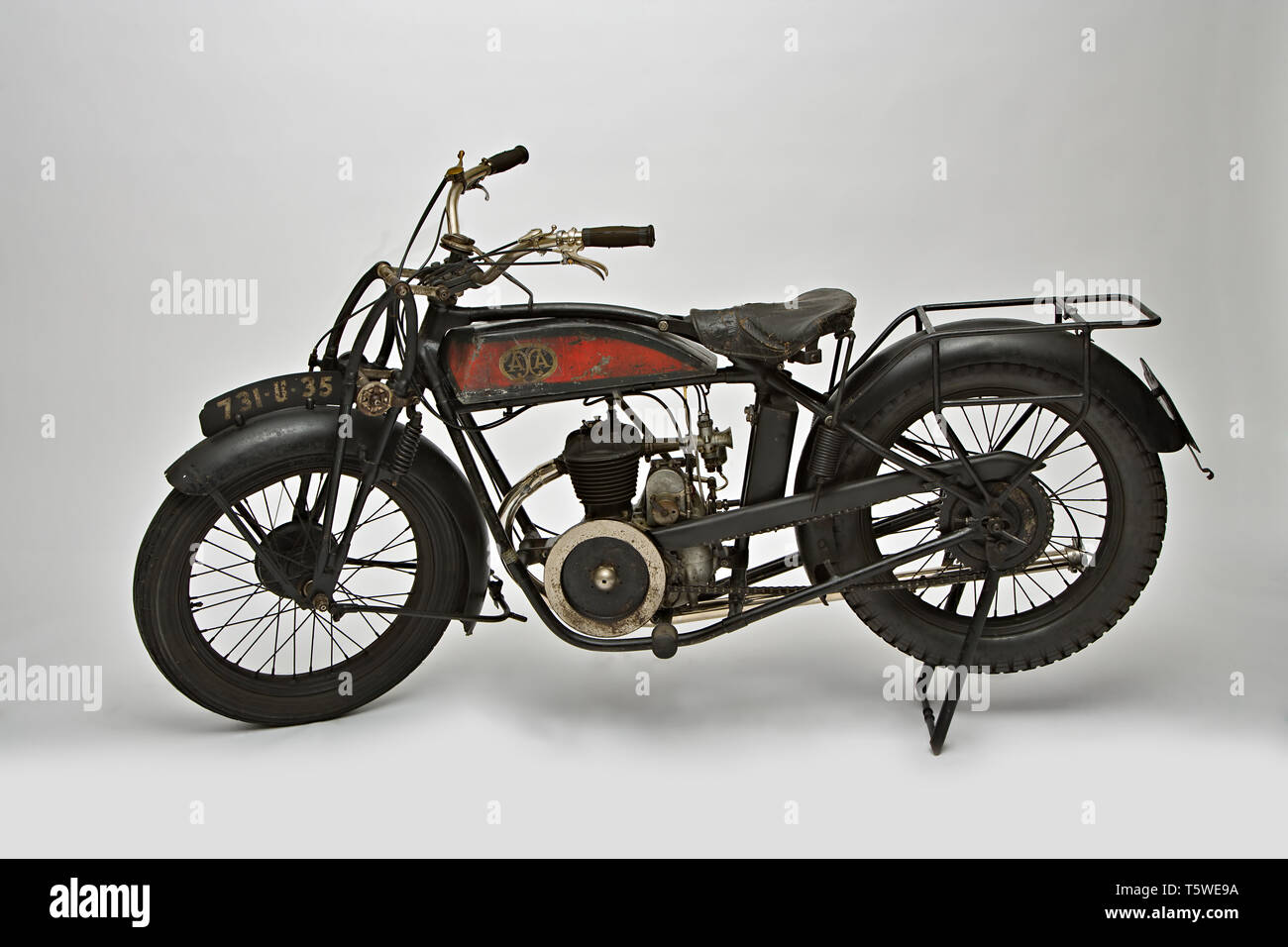 Moto d'epoca Marca Axa Axa Axa modello : ? Nazione : Francia anno : 1927 conditions : conservata cilindrata : 350 ? Motore : Monocilindrico Banque D'Images