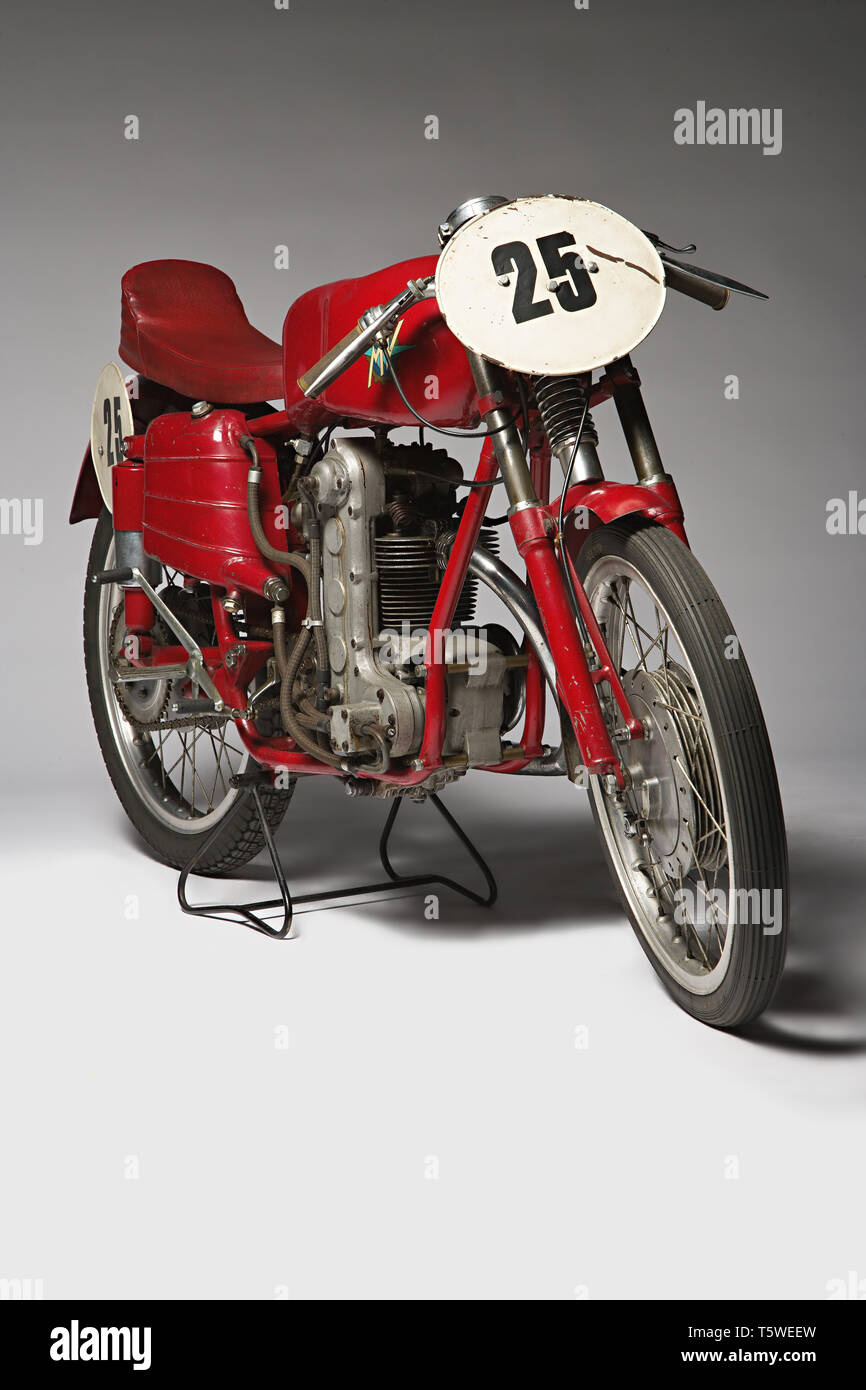 Moto d'epoca MV Agusta 125 Monoalbero Corsa Marca : MV Agusta modello : 125 Monoalbero nazione Corsa : Italia - Schiranna (VA) : anno 1954 con Banque D'Images