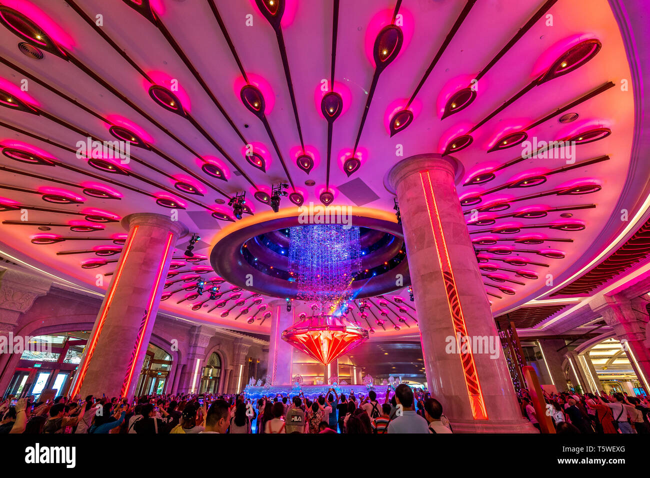 Macao, Chine - Macao Galaxy casino interior Banque D'Images