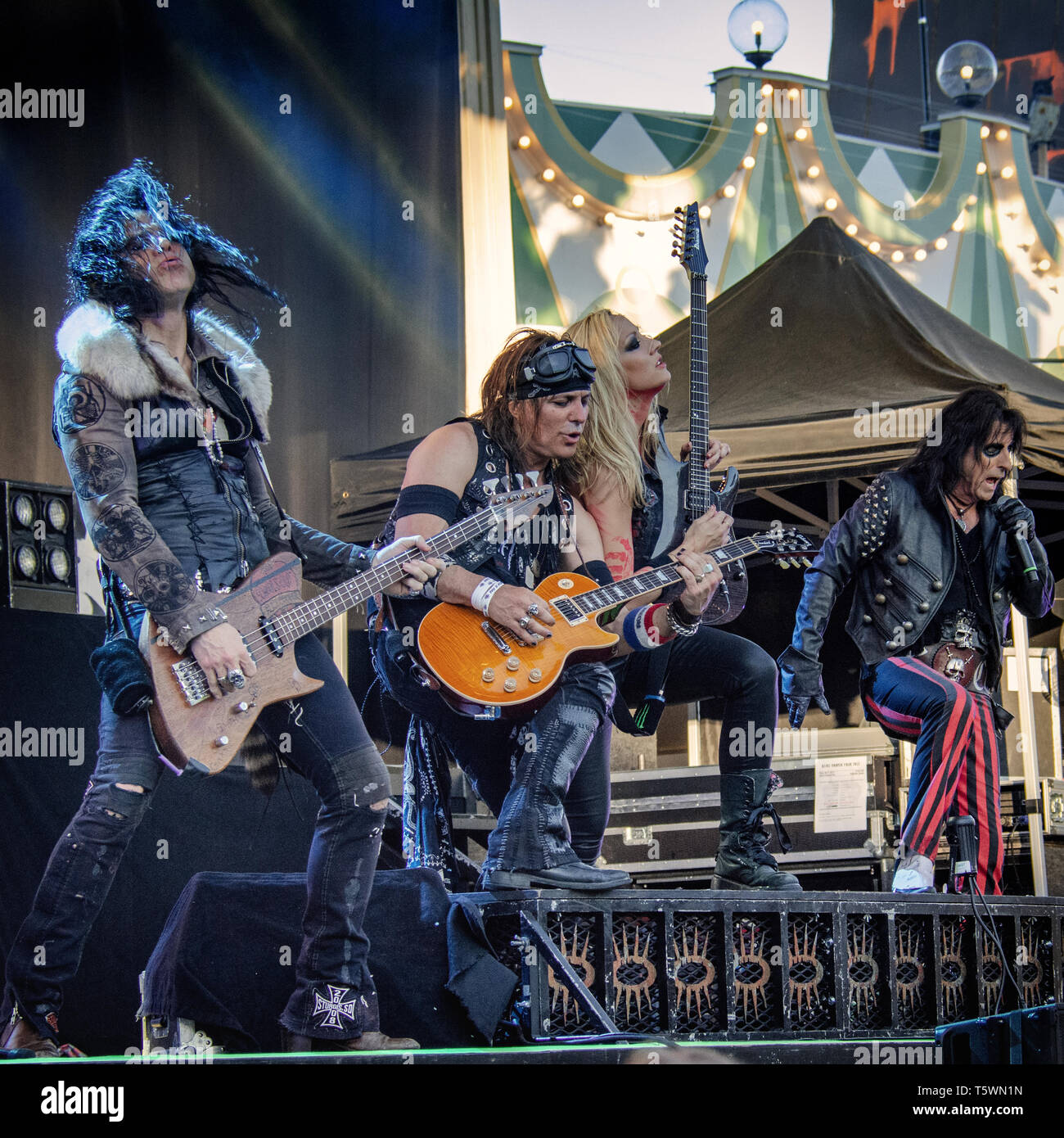 Alice Cooper avec son groupe jouant à Stockholm troisième de juillet 2015 au parc d'attractions Gröna Lund. Banque D'Images