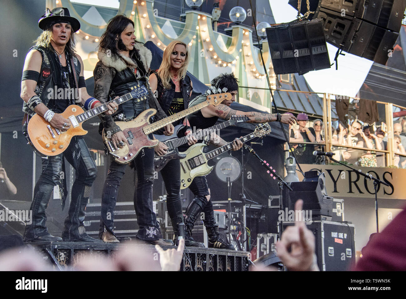 Alice Cooper avec son groupe jouant à Stockholm troisième de juillet 2015 au parc d'attractions Gröna Lund. Banque D'Images