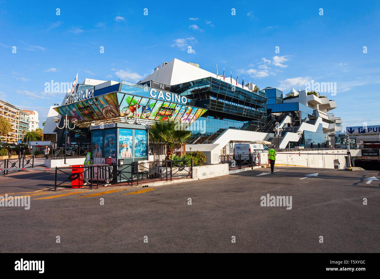 CANNES, FRANCE - 24 septembre 2018 : Casino Barrière au Palais des Festivals et des congrès de Cannes building à Cannes en France Banque D'Images