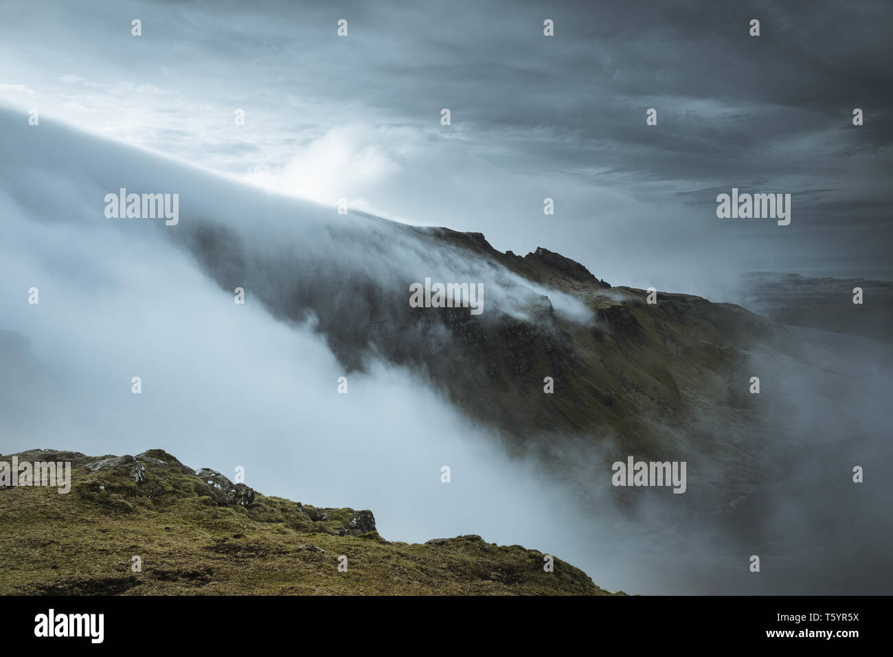 Le magnifique paysage autour de l'ancien homme de Storr Banque D'Images