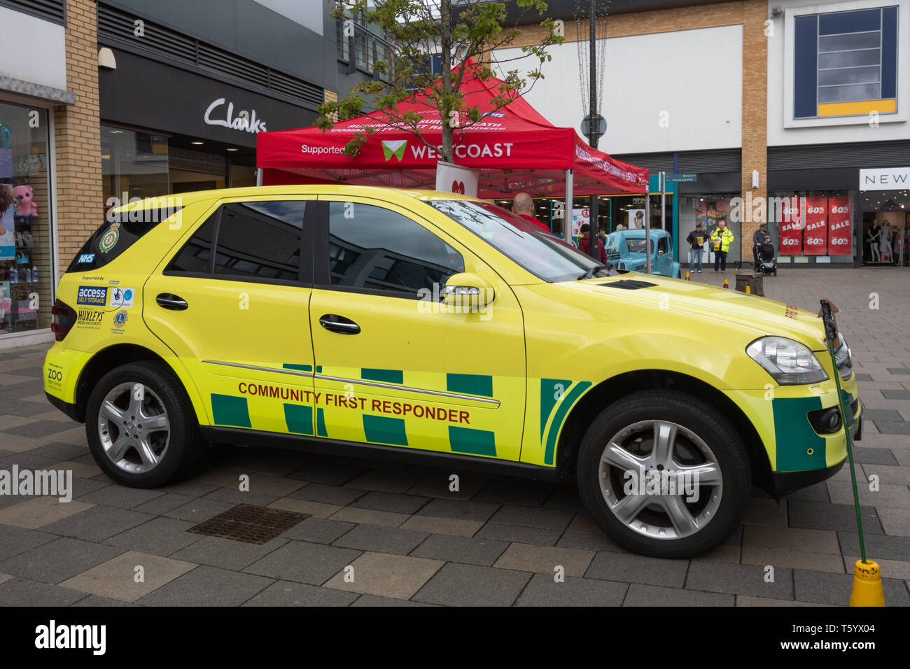 Un véhicule de premiers secours communautaires ou urgence médicale véhicule, UK Banque D'Images