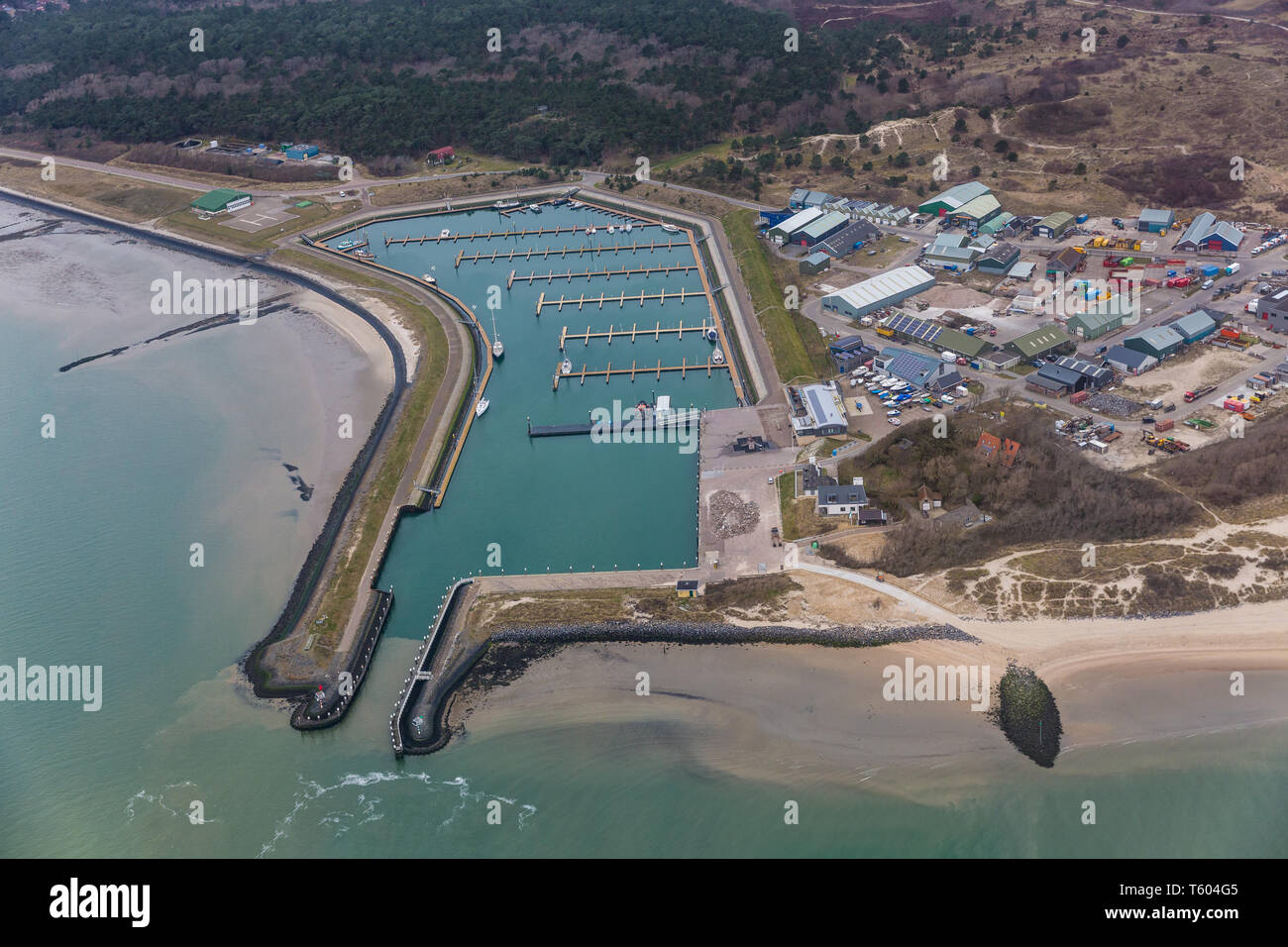 Marina Vue aérienne de l'île néerlandaise de la mer des Wadden Vlieland Banque D'Images
