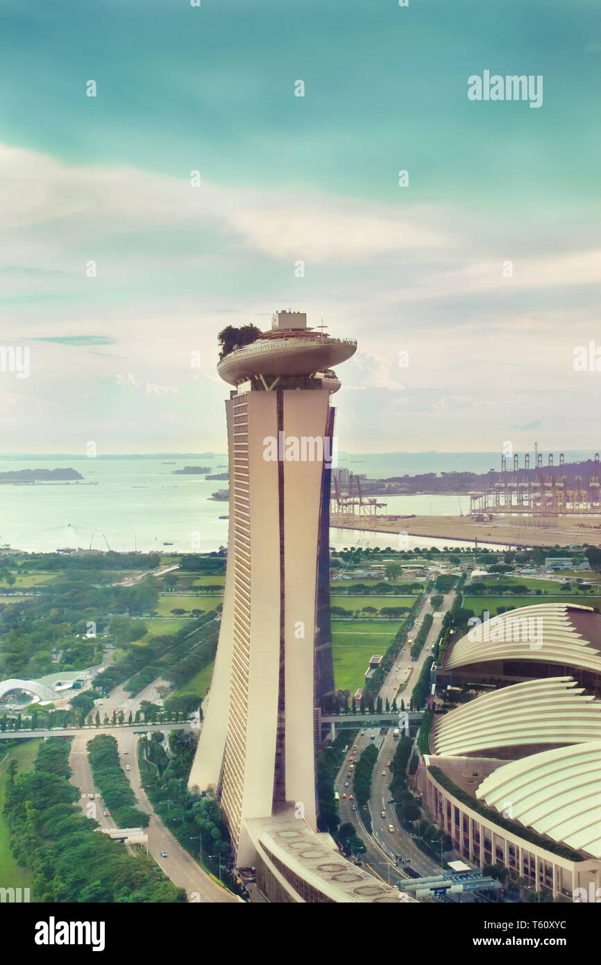 62018 Singapore-November : Marina Bay Sands Hotel de luxe, vue à partir de la Singapore Flyer Banque D'Images