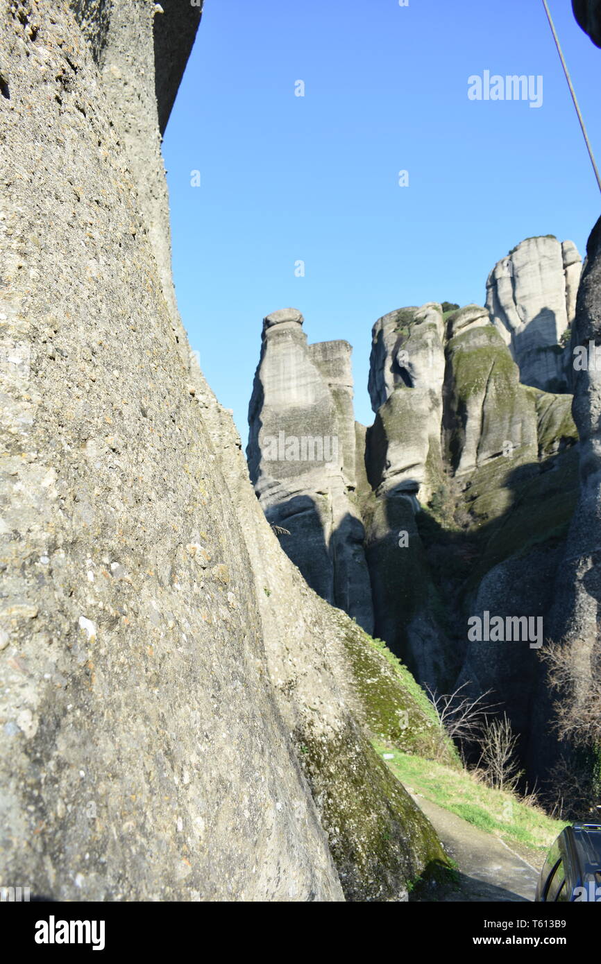 Meilleur des météores Grèce Monestaries sur les rochers de la métamorphose des os 13ème siècle Monastère de moines voyage Top 10 des sites religieux de la Grèce La Grèce Voyage Banque D'Images