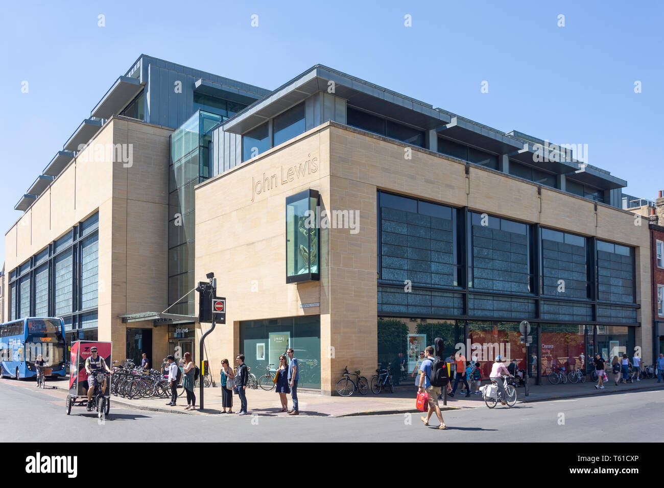 John Lewis & Partners & Partners department store, Grand Arcade, Downing Street, Cambridge, Cambridgeshire, Angleterre, Royaume-Uni Banque D'Images
