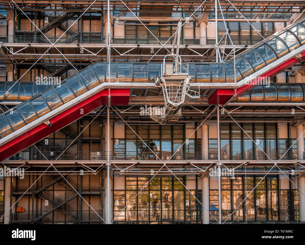 Paris, France - le 18 août 2018 : Centre Georges Pompidou (1977) a été conçu dans le style de l'architecture high-tech. Il abrite une bibliothèque, mode national d'Art Banque D'Images