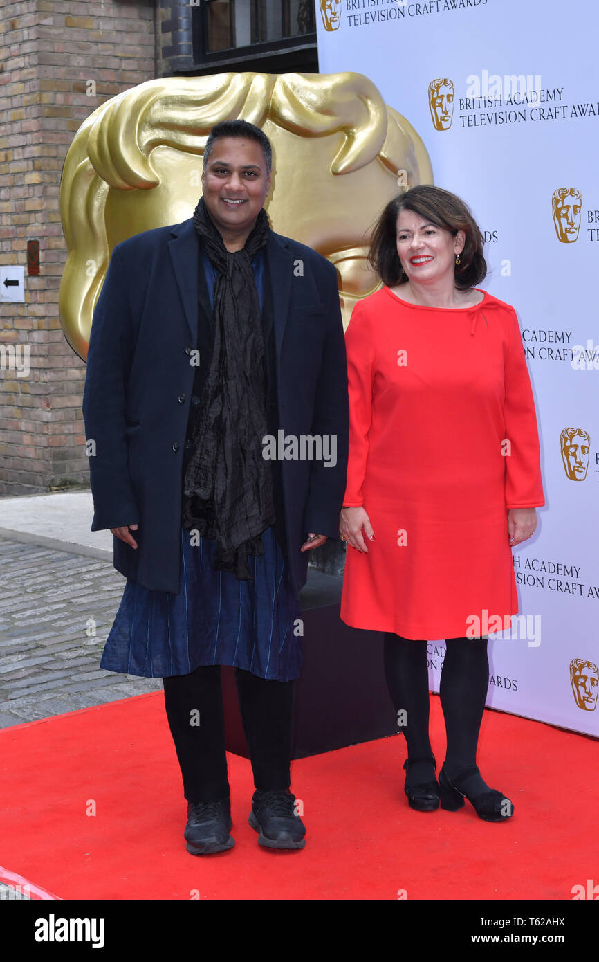 Londres, Royaume-Uni. Apr 28, 2019. Krishnendu Majumdar et Pippa Harris Arrivers à la British Academy Television Craft Awards le 28 avril 2019, Londres, Royaume-Uni. Credit Photo : Alamy/Capital Live News Banque D'Images