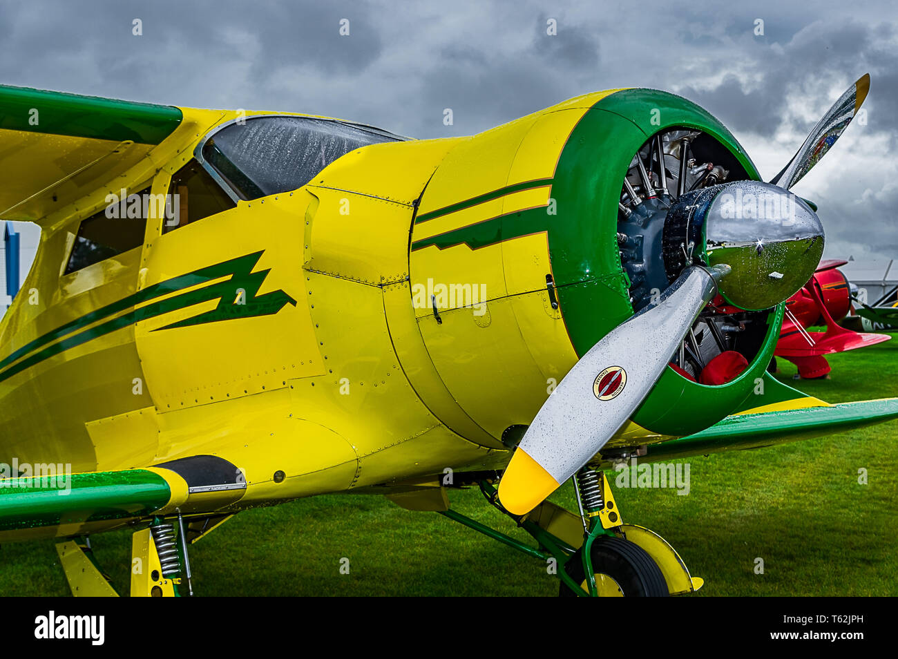 Un hêtre 1937 D17-S Staggerwing en exposition statique à Goodwood Revival 2017 Banque D'Images