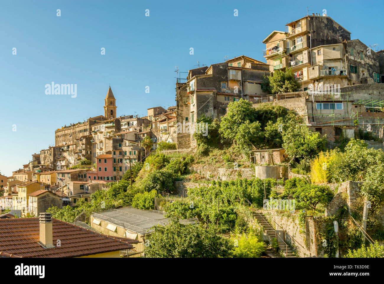 Vieille ville historique de Ventimiglia, Ligurie, Nord-Ouest de l'Italie Banque D'Images