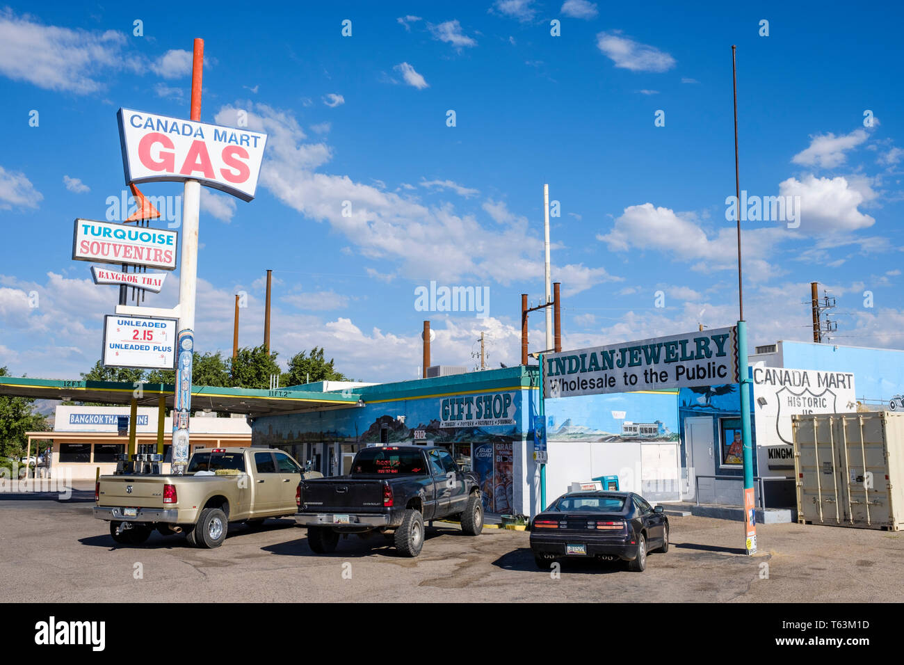 Mart Canada Station d'essence et cadeaux sur les lieux historiques de la vieille Route 66 dans la région de Kingman, Arizona, USA Banque D'Images