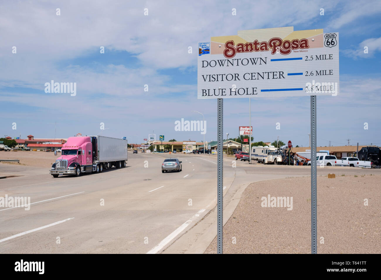 Santa Rosa signe de la circulation sur la Route 66 dans la région de New Mexico, USA Banque D'Images