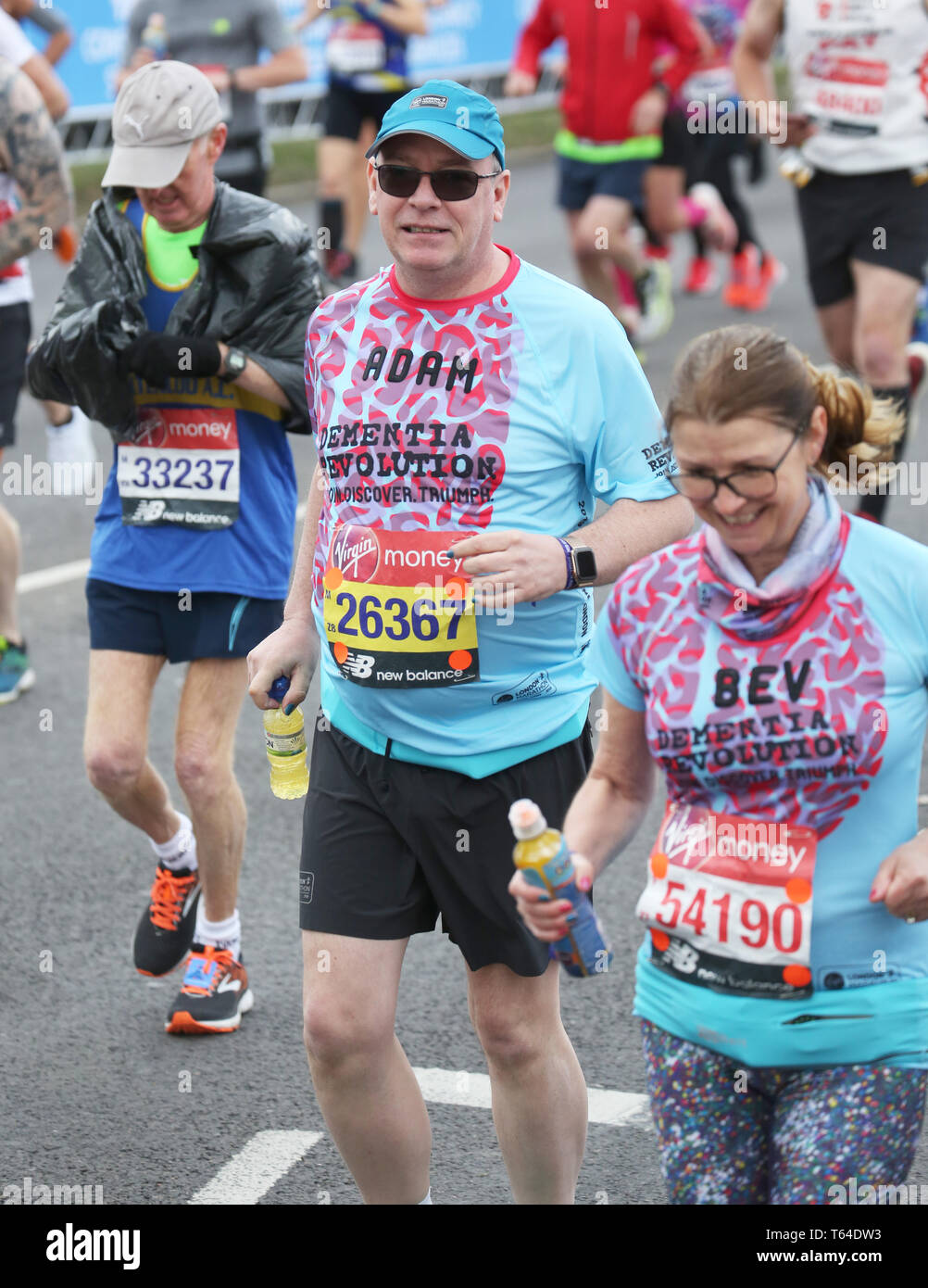 Adam Woodyatt au Marathon de Londres 2019 Virgin Money Banque D'Images
