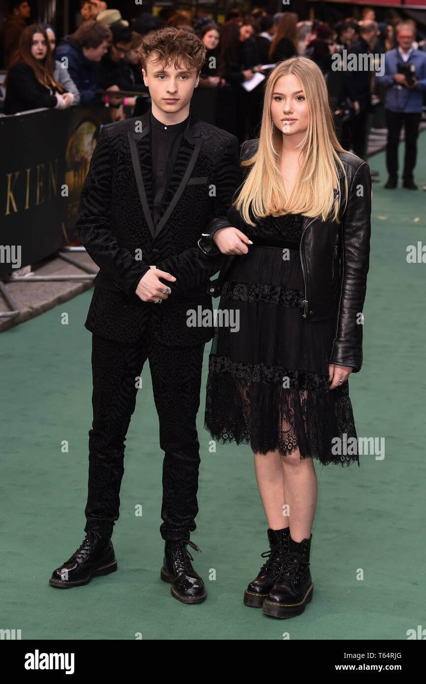 Londres, Royaume-Uni. Apr 29, 2019. Londres, Royaume-Uni. 29 avril 2019 : arrivée de la Ty Tennant "tolkien" première mondiale au Curzon Mayfair, Londres. Photo : Steve Sav/Featureflash Crédit : Paul Smith/Alamy Live News Banque D'Images