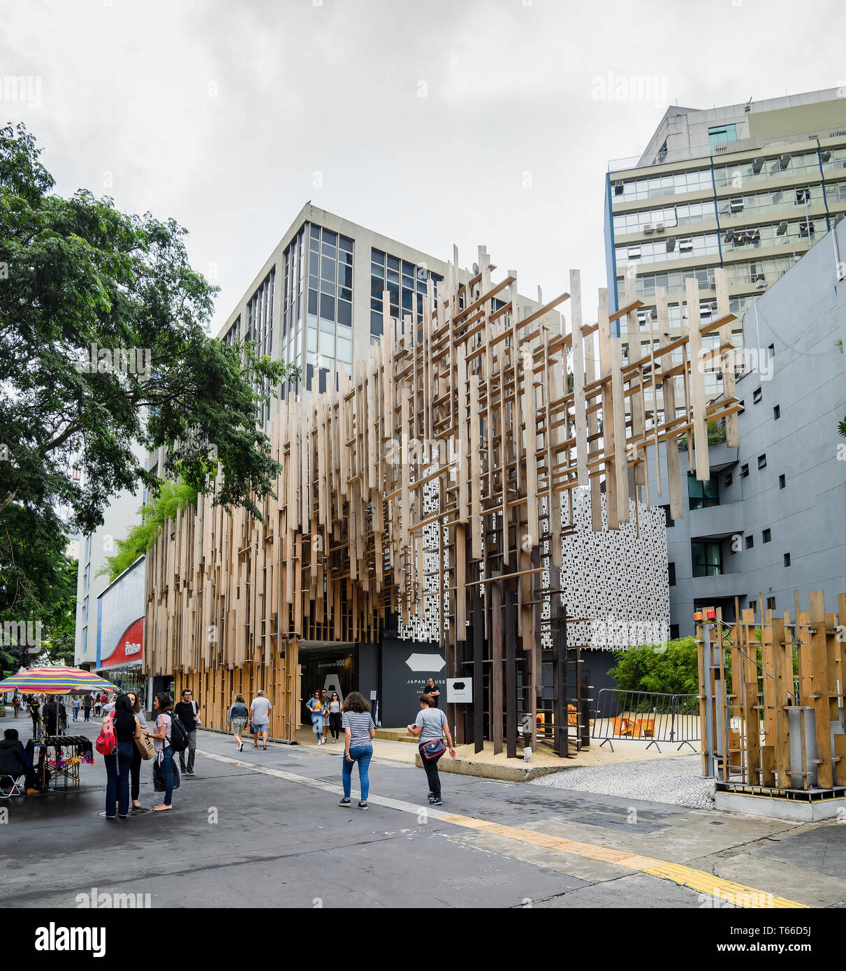 Sao Paulo, SP, BRÉSIL - Mars 01, 2019 : Japon House, centre culturel basé sur la culture japonaise à l'art, la culture, la gastronomie, la technologie, etc. Buil Banque D'Images