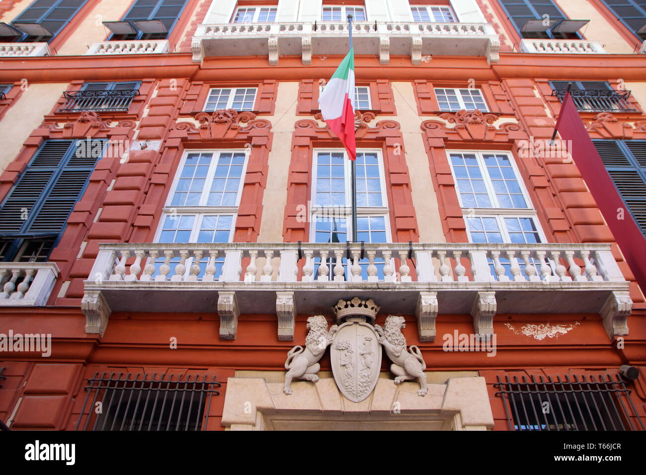 Le palais rouge dans la rue Garibaldi de Gênes, Italie Banque D'Images