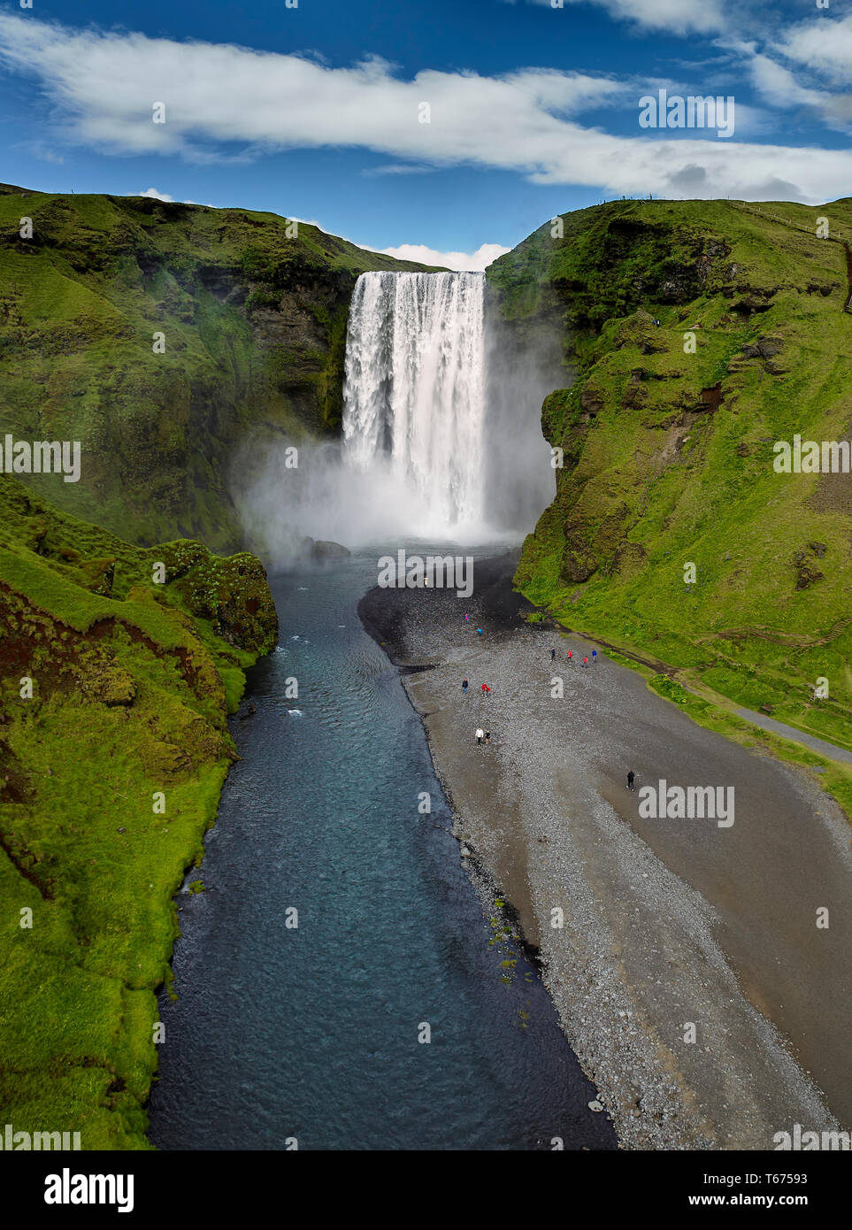 Vue A rienne De Drone De La Cascade De Skogafoss En Islande Banque De 