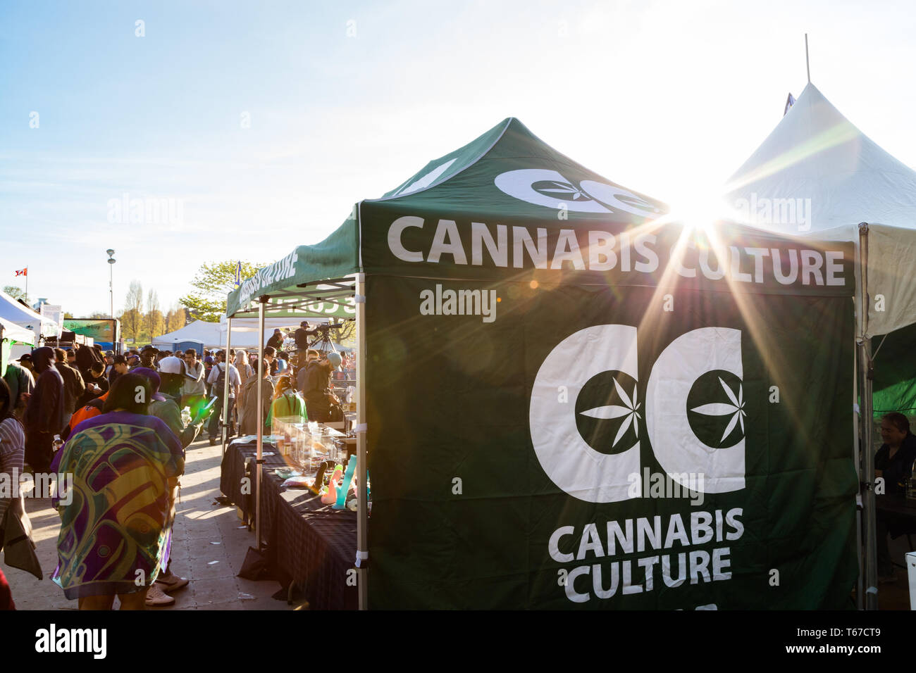 VANCOUVER, BC, CANADA - 20 avr 2019 : La culture du cannabis à l'installation de tente 420 festival à Vancouver. Banque D'Images