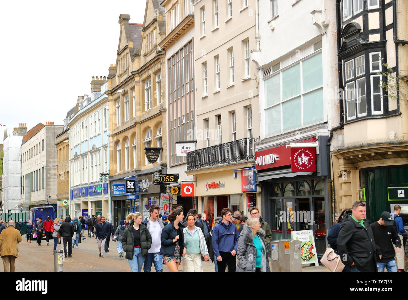Cornmarket Street à Oxford, UK Banque D'Images