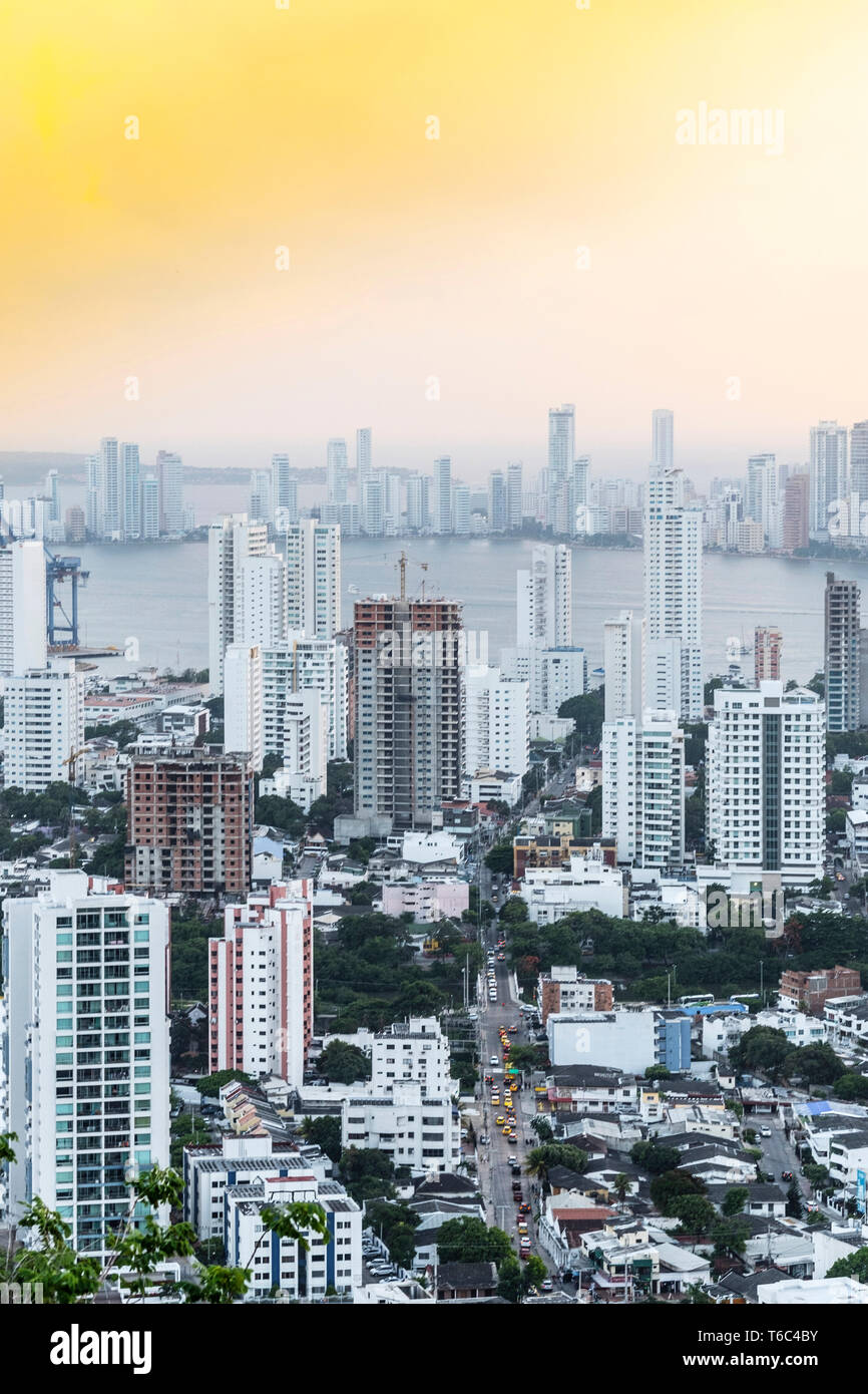 La Colombie, Côte Des Caraïbes, Cartagena, Caraïbes, vue sur les toits de la port de Carthagène Banque D'Images