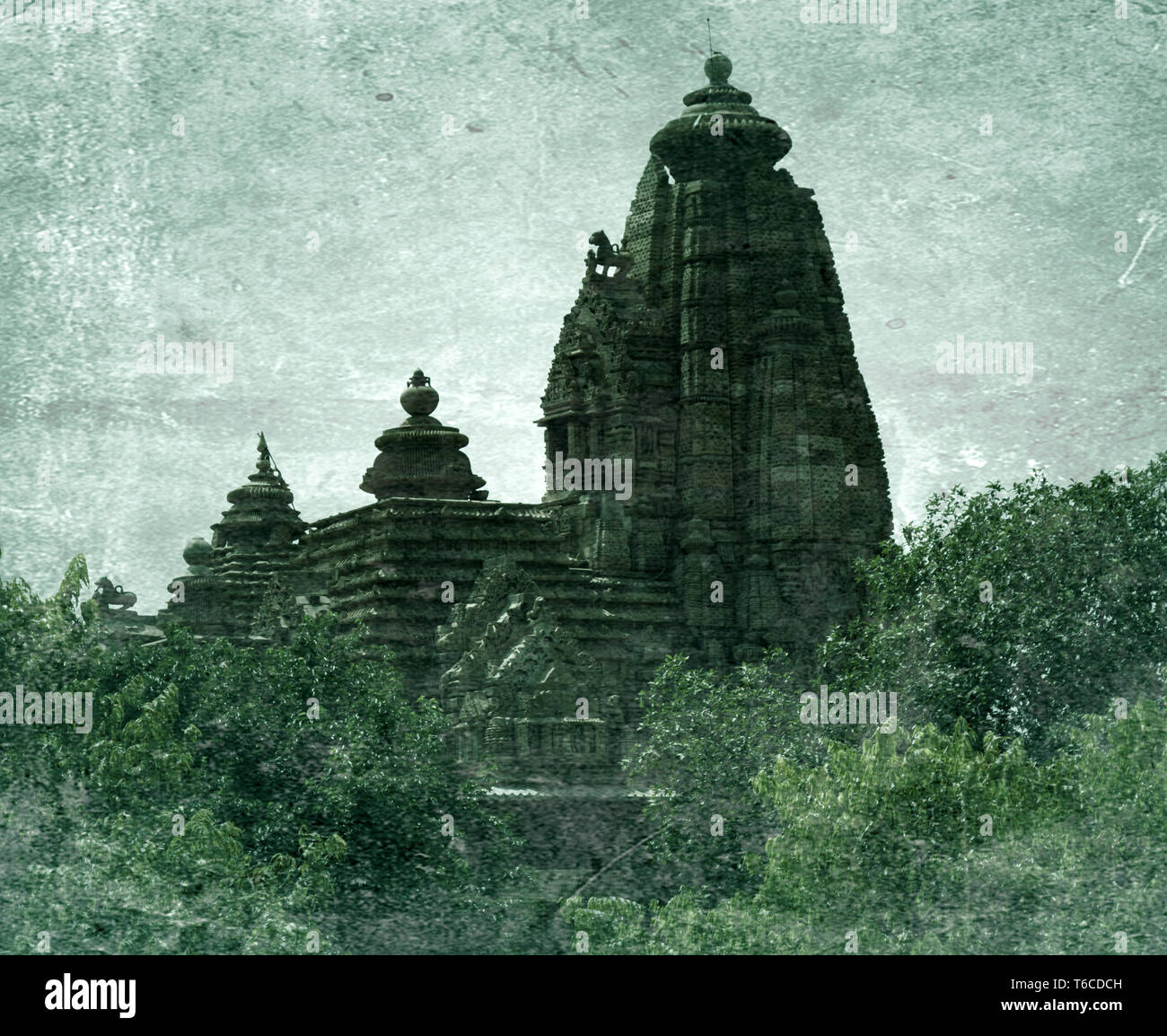 Les civilisations antiques ont une incidence sur son architecture archaïque IX-X siècles. Indian Mandir et couronnement shikhara temple comme mont Kailash pour le Shiva Banque D'Images