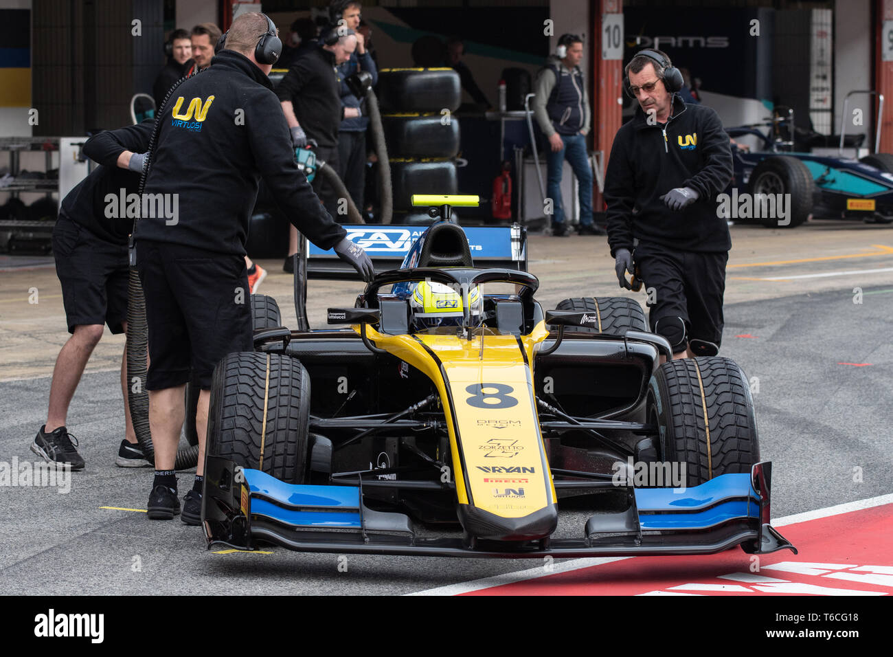 Barcelone, Espagne. 5 mars 2019 - Luca Ghiotto de l'Italie avec 8 courses VIRTUOSES UNI - dans la voie des stands avec mécanique au cours de la première journée de la Fia F2 pré-seaso Banque D'Images