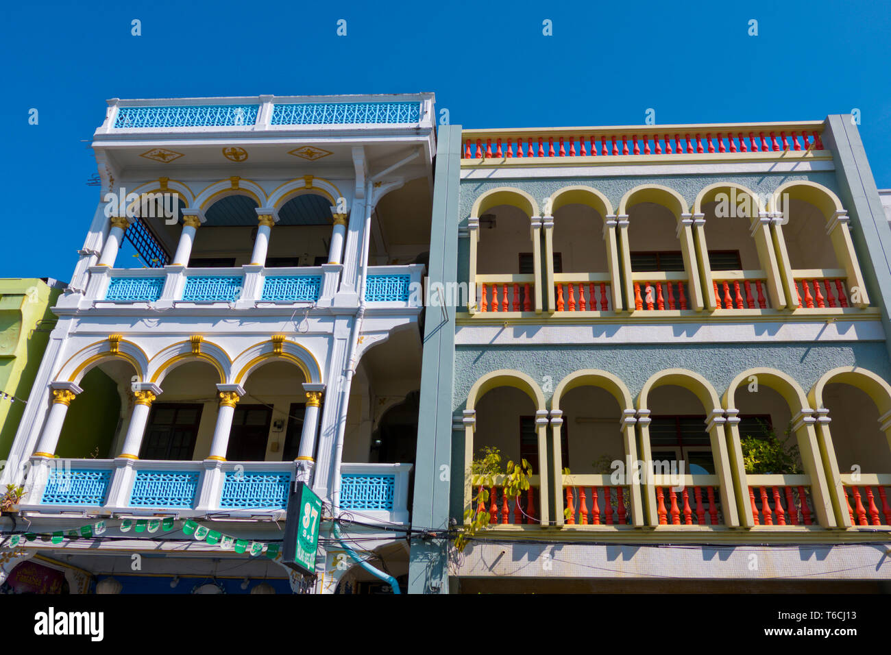 Sino-portugaise, bâtiments préservés Thalang Road, Old Town, la ville de Phuket, Thaïlande Banque D'Images