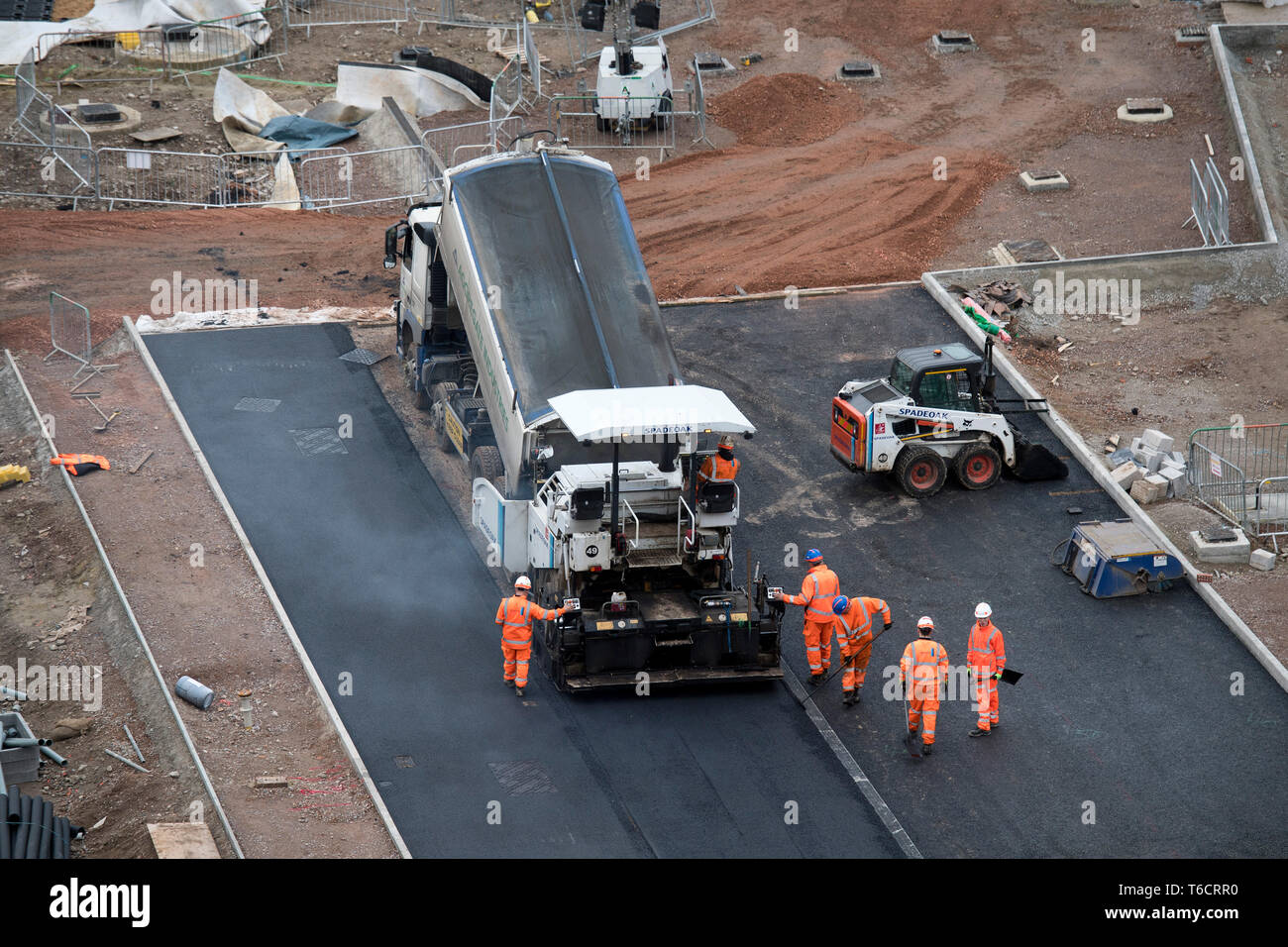 Tarmacing à Royal Mail site où 2 terrains vendus pour £101m pour nous-investisseur Greystar Resources pour construire rental apartment. Le sud de Londres. 13/11/2017 Banque D'Images