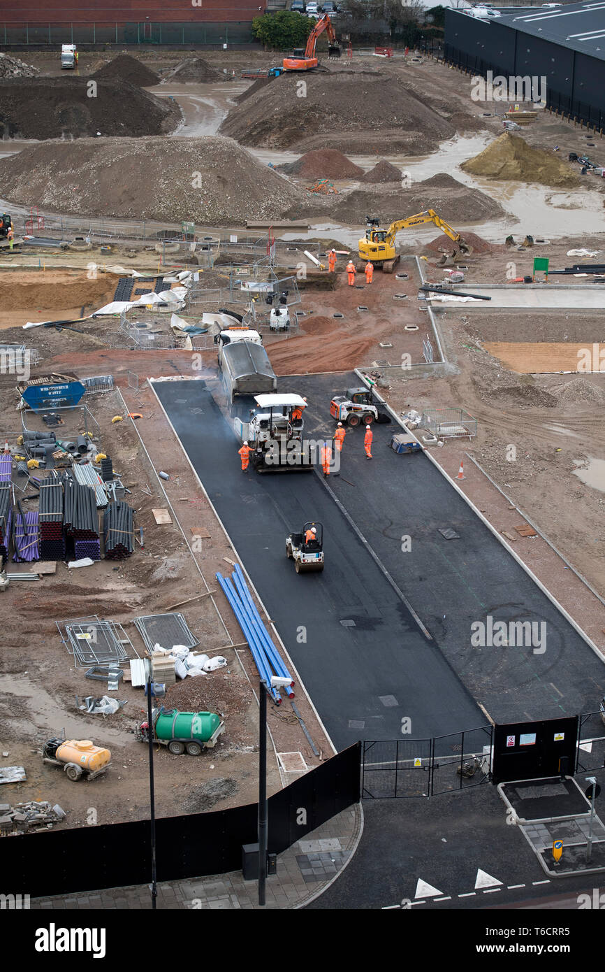 Tarmacing à Royal Mail site où 2 terrains vendus pour £101m pour nous-investisseur Greystar Resources pour construire rental apartment. Le sud de Londres. 13/11/2017 Banque D'Images