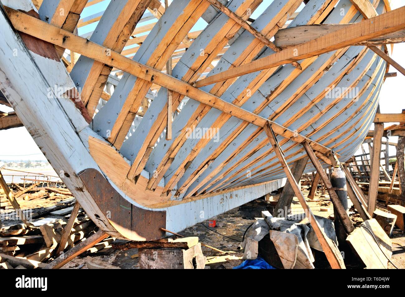 Rénovation ancien bateau en bois Banque D'Images