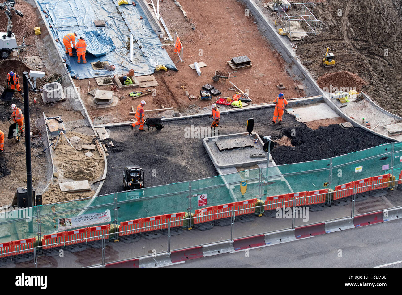 La construction de routes à Royal Mail site où 2 terrains vendus pour £101m pour nous-investisseur Greystar Resources pour construire rental apartment. Le sud de Londres. 13/11/2017 Banque D'Images