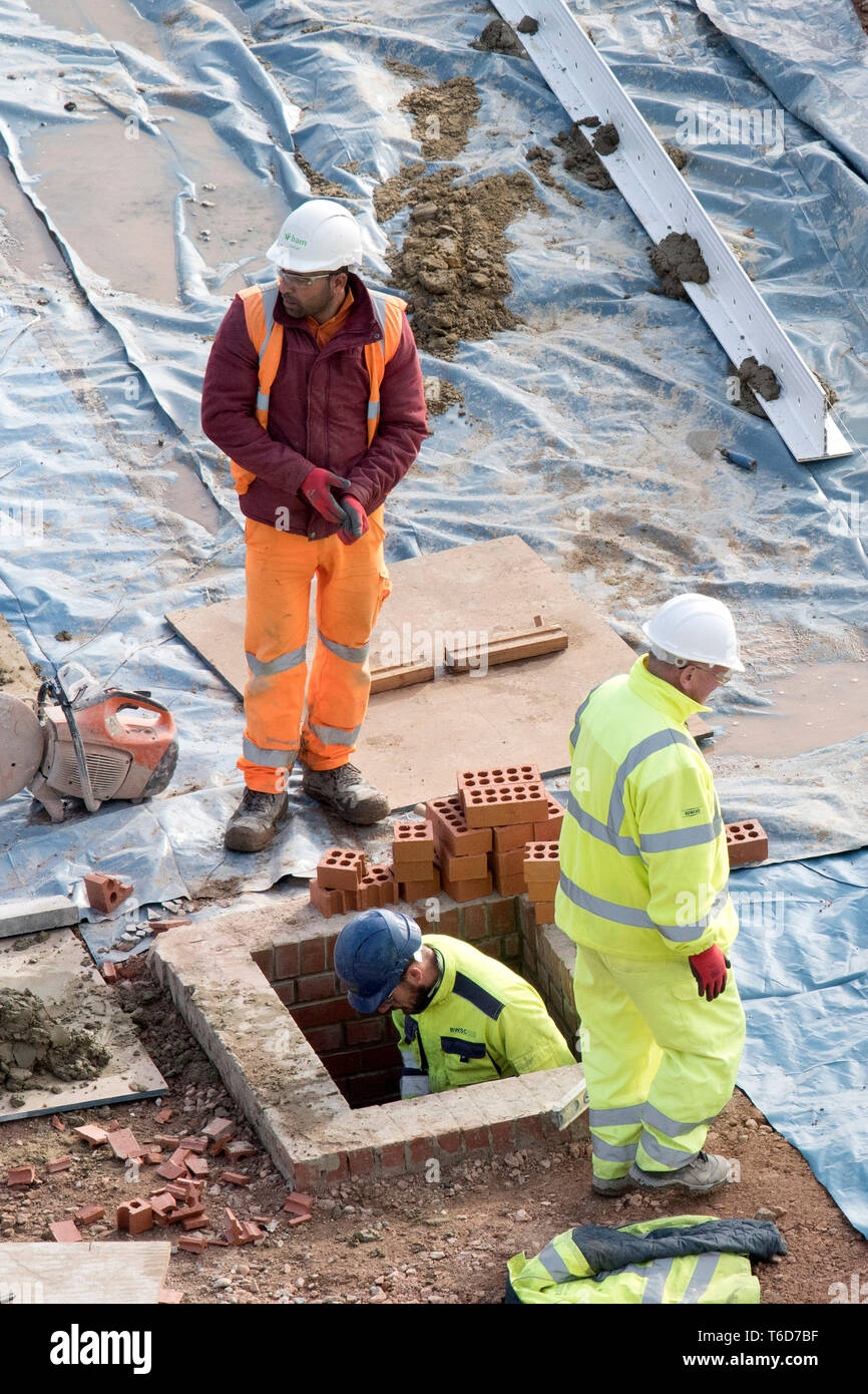 La construction de routes à Royal Mail site où 2 terrains vendus pour £101m pour nous-investisseur Greystar Resources pour construire rental apartment. Le sud de Londres. 13/11/2017 Banque D'Images