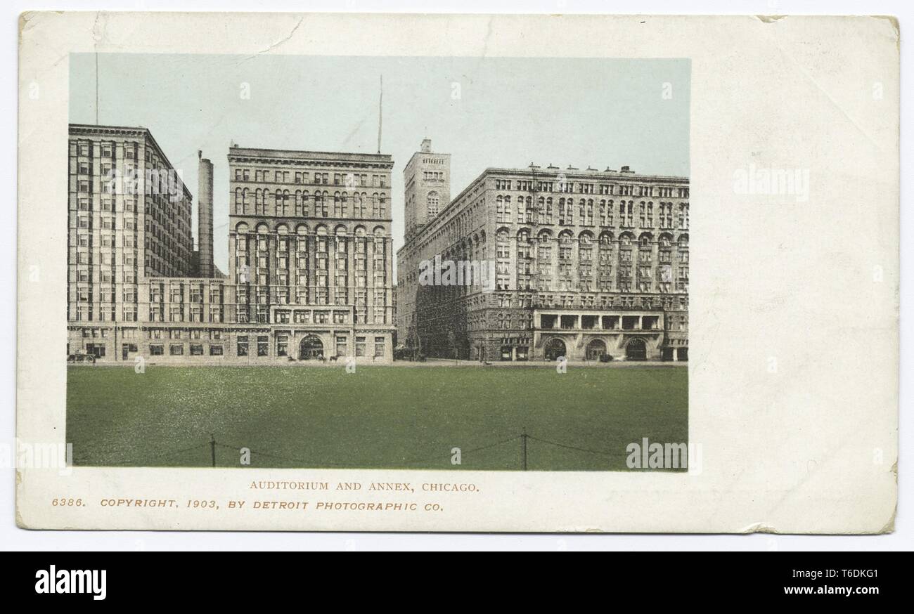 Detroit Photographic Company vintage postcard la reproduction de l'Auditorium et les bâtiments annexes à Chicago, Illinois, 1903. À partir de la Bibliothèque publique de New York. () Banque D'Images