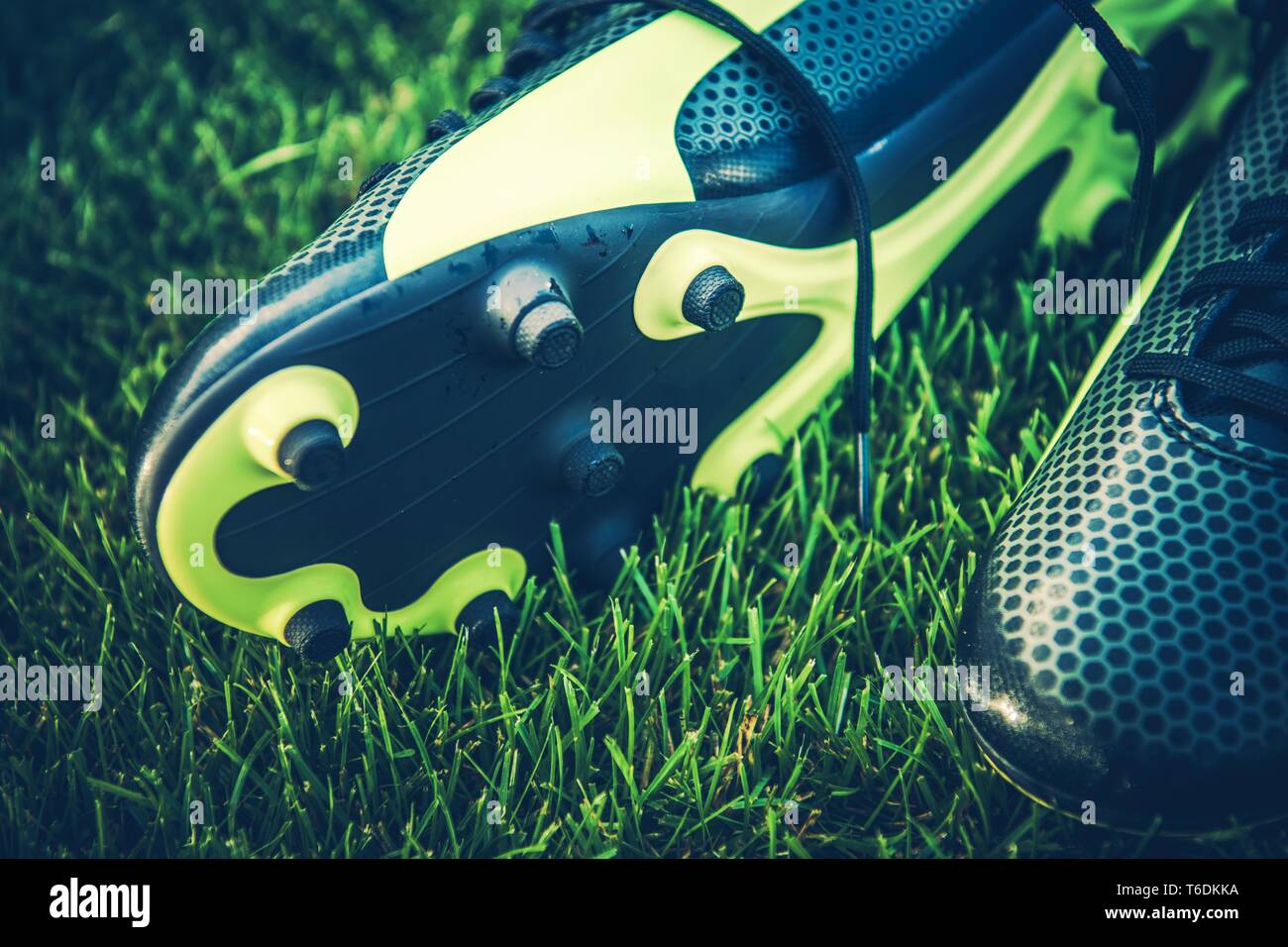 Jeu de football professionnel chaussures à crampons libre. Le football européen. Banque D'Images