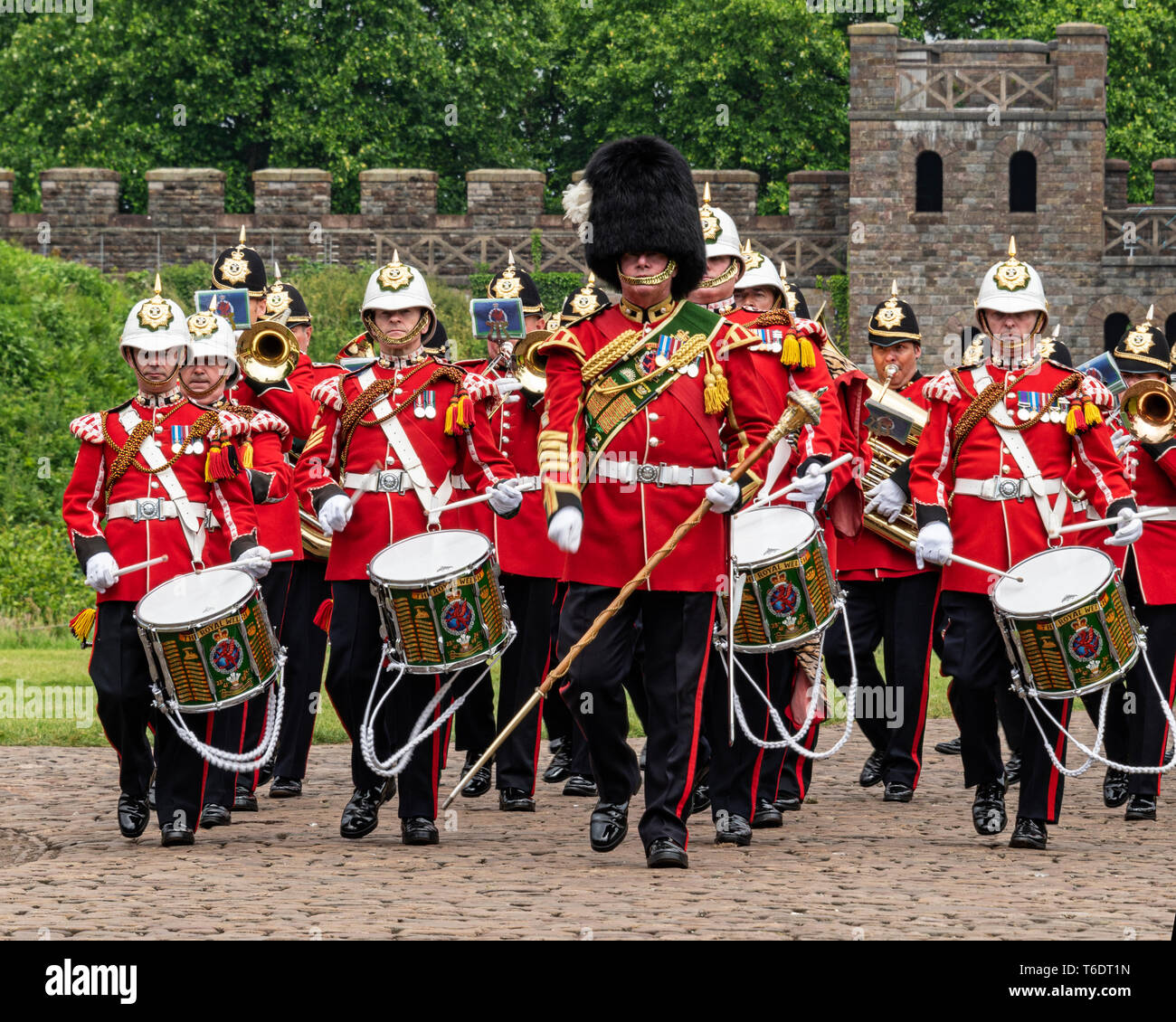 Royaume-uni, Cardiff - 09 juin 2018 - Band of the Royal Welsh prenant part à l'anniversaire officiel de la reine Elizabeth II - Batterie Banque D'Images