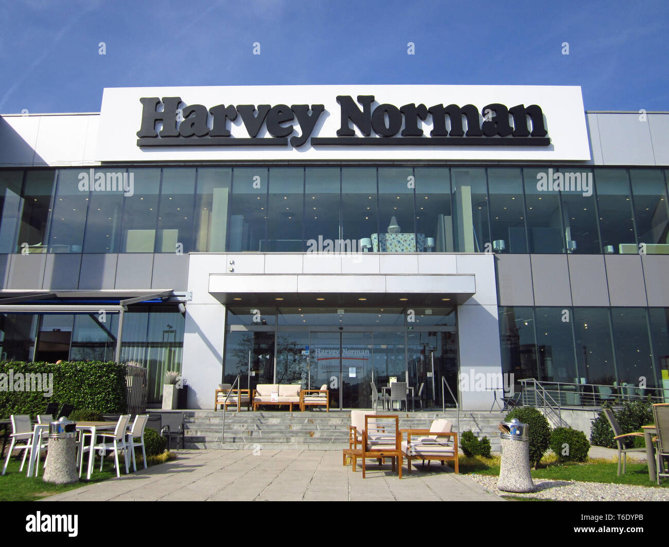 LJUBLJANA, SLOVÉNIE - 22 mars 2019 : Harvey Norman store est un grand détaillant de l'Australie de l'électricité, l'ordinateur, meubles, animation Banque D'Images