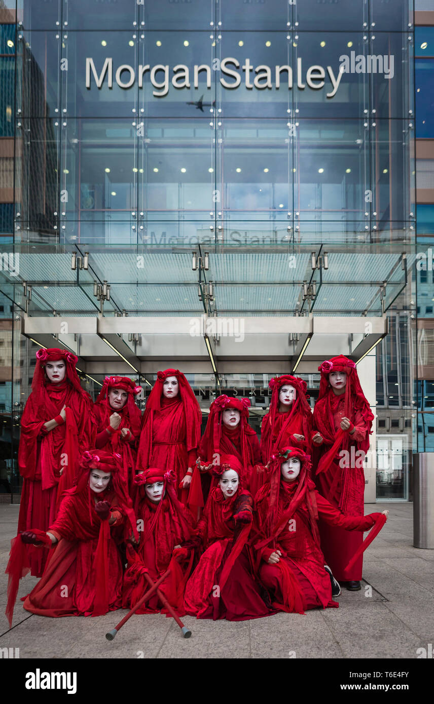 Démontrer la Brigade rouge autour du financial district (Canary Wharf) à Londres Banque D'Images