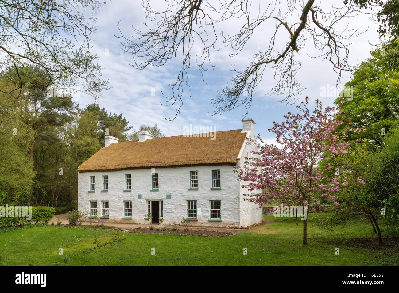 Maison Aghalane, la maison ancestrale de Hugh Campbell, reconstruit à l'Ulster American Folk Park, comté de Tyrone, Omagh, en Irlande du Nord. Banque D'Images