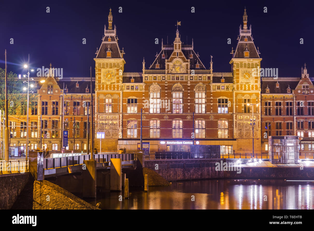 La gare centrale d'Amsterdam - Pays-Bas Banque D'Images