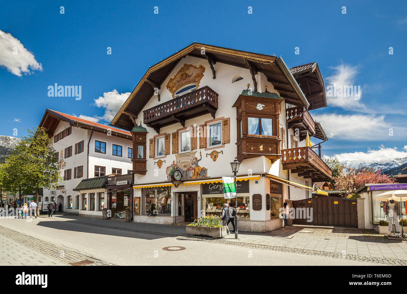 Belles maisons à Garmisch-Partenkirchen en Allemagne Banque D'Images