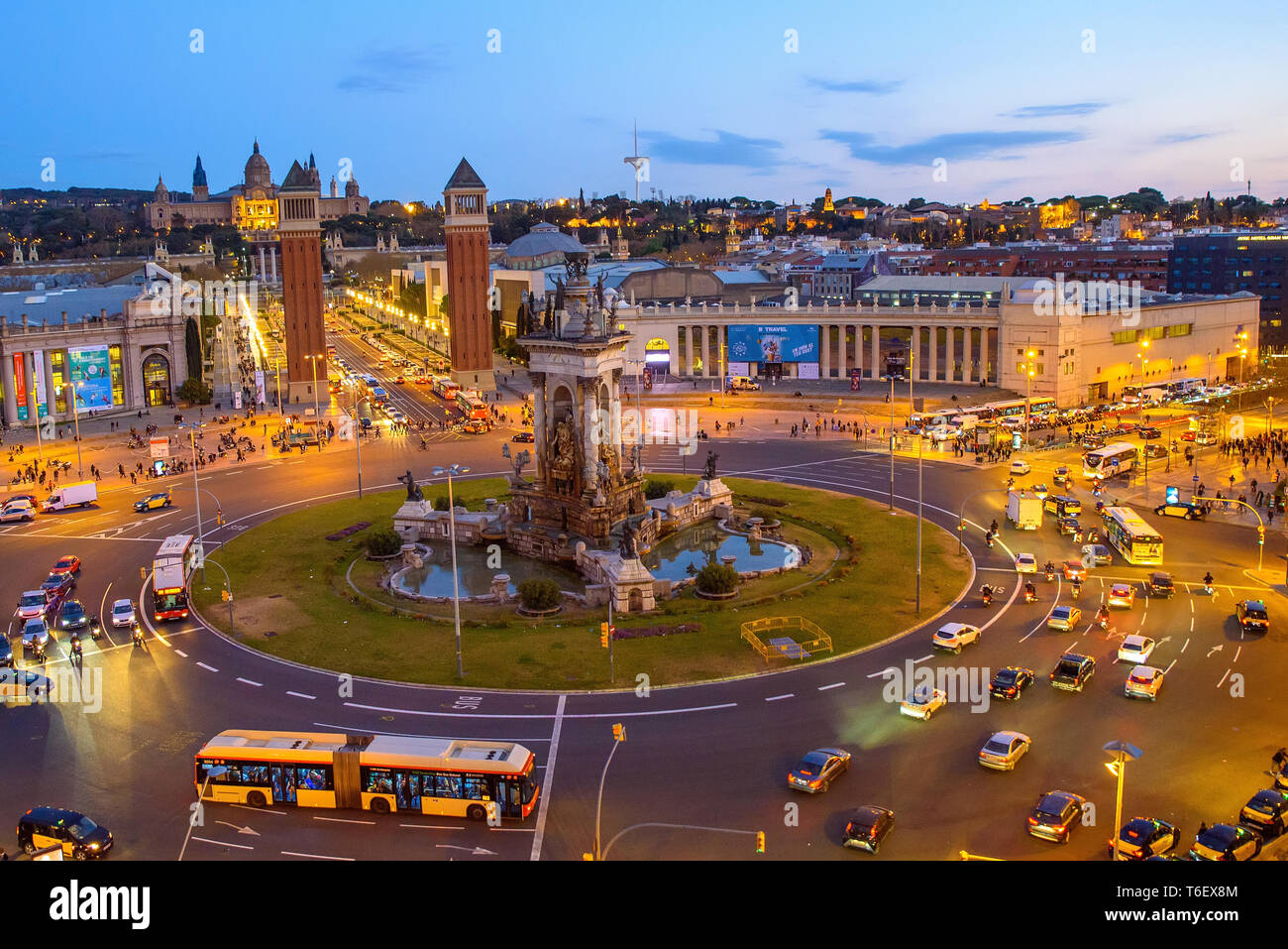 Barcelone - MAR 20 : Vue aérienne de la Plaça d'Espanya, également connu sous le nom de Plaza de Espana, l'un des quartiers les plus importantes places, le 20 mars 2019 en Banque D'Images