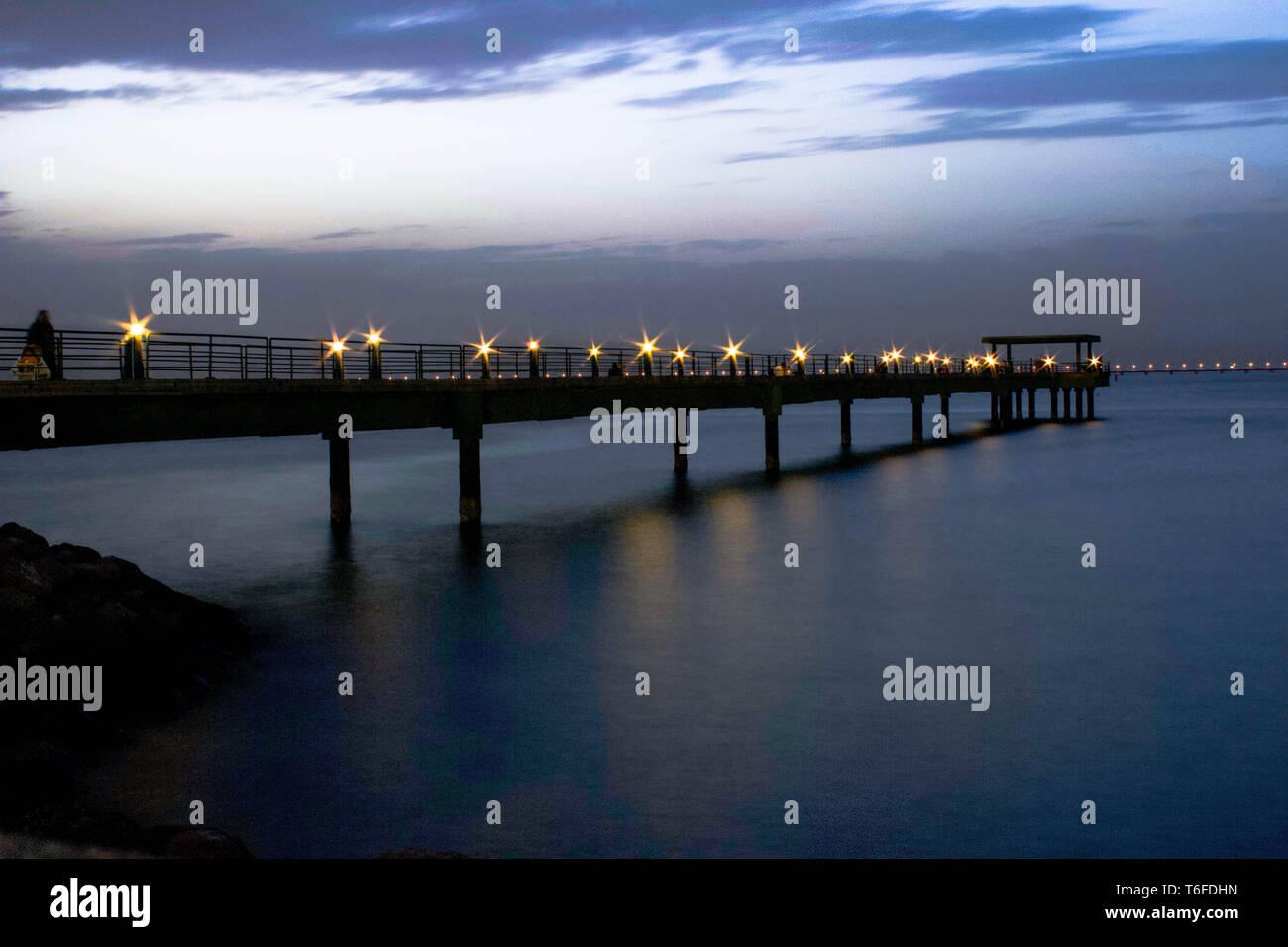 Terrasse avec vue sur le Koweït Banque D'Images