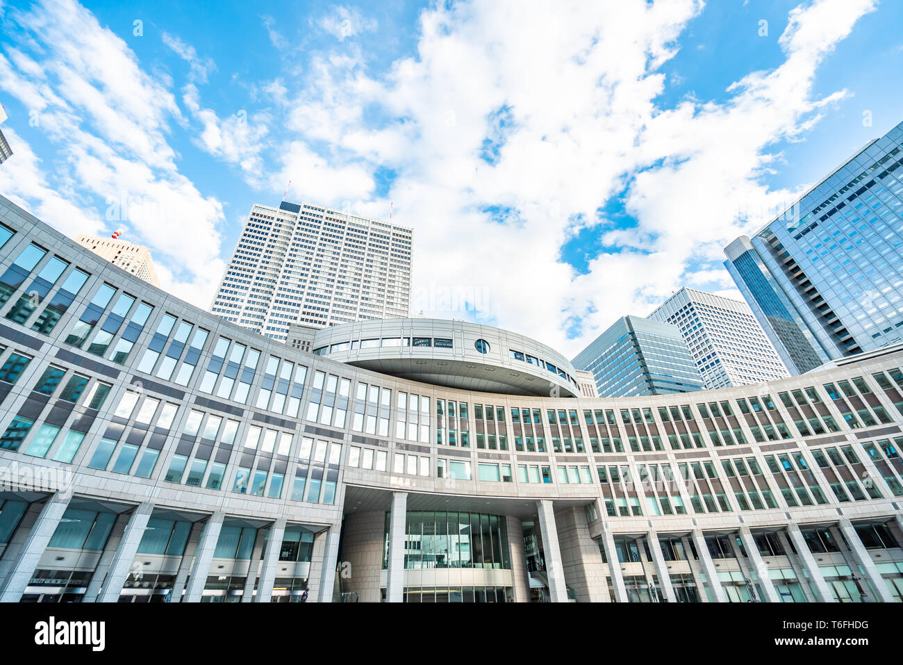 TOKYO, JAPON - 23 novembre 2018 : Construction du Gouvernement Métropolitain de Tokyo, Japon qui abrite le gouvernement Métropolitain de Tokyo. Banque D'Images