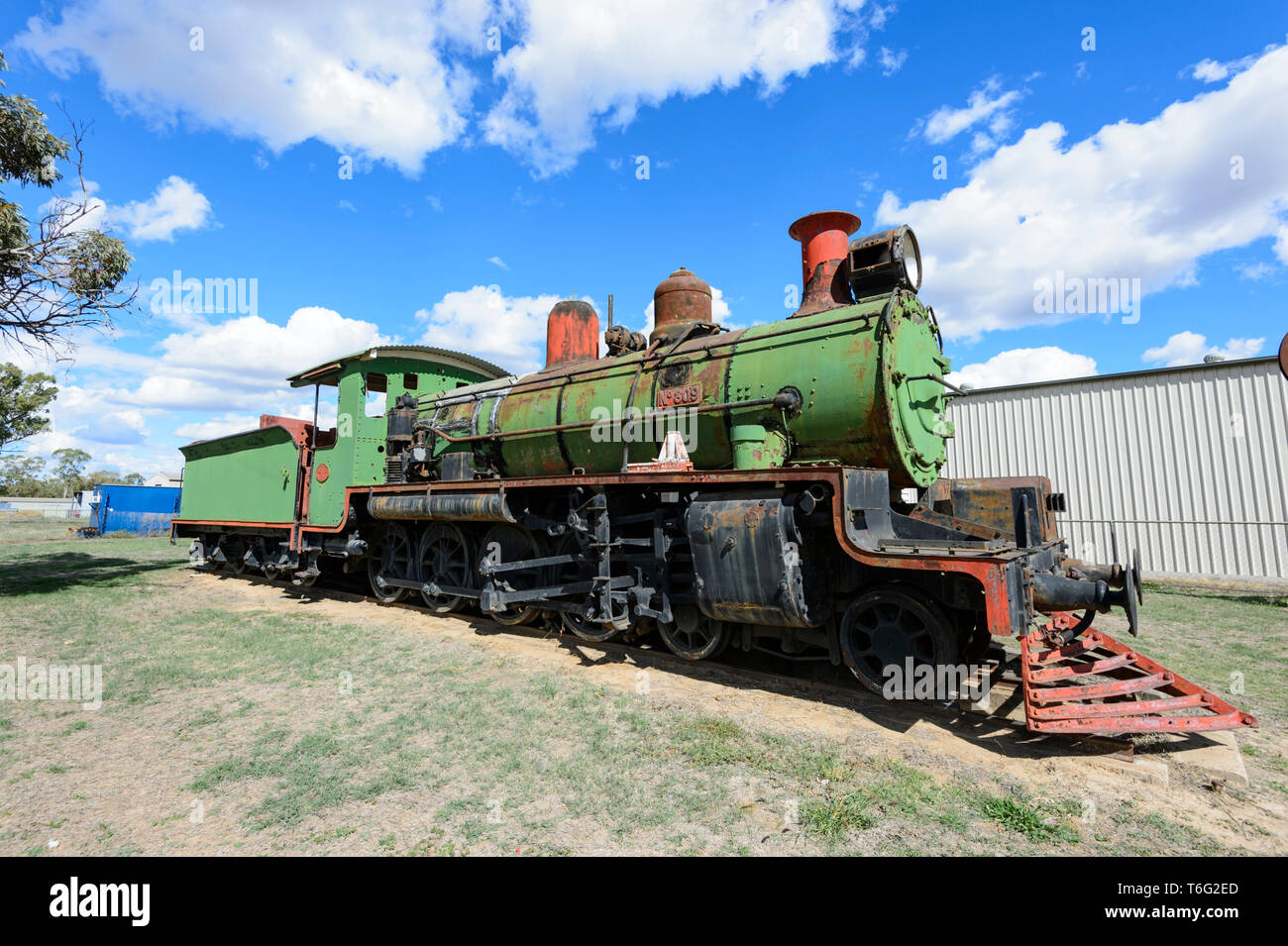 Une locomotive à la classe C17 juin historique gare ferroviaire, 1920-1967, consacré au service de l'agriculture et les industries d'extraction du charbon. Au sud-ouest du Queensland, Q Banque D'Images