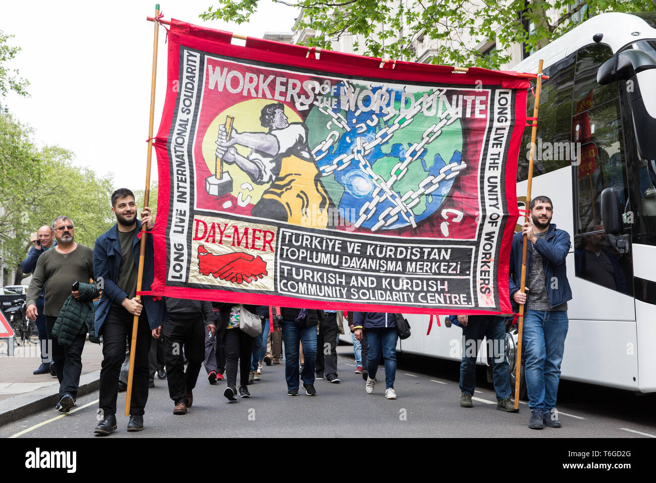 Londres, Royaume-Uni. 1er mai 2019. Des représentants de syndicats et partis socialistes et communistes de différents pays participent à la Journée annuelle de mars et mai rassemblement pour marquer la Journée internationale du Travail. Credit : Mark Kerrison/Alamy Live News Banque D'Images