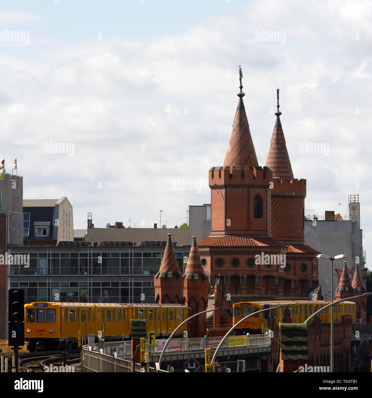 Le pont Oberbaum à Berlin. Allemagne Banque D'Images