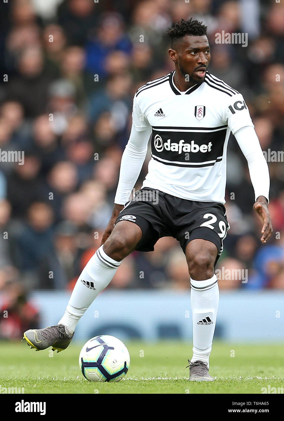 L Andre Frank Zambo Anguissa Fulham Photo Stock Alamy